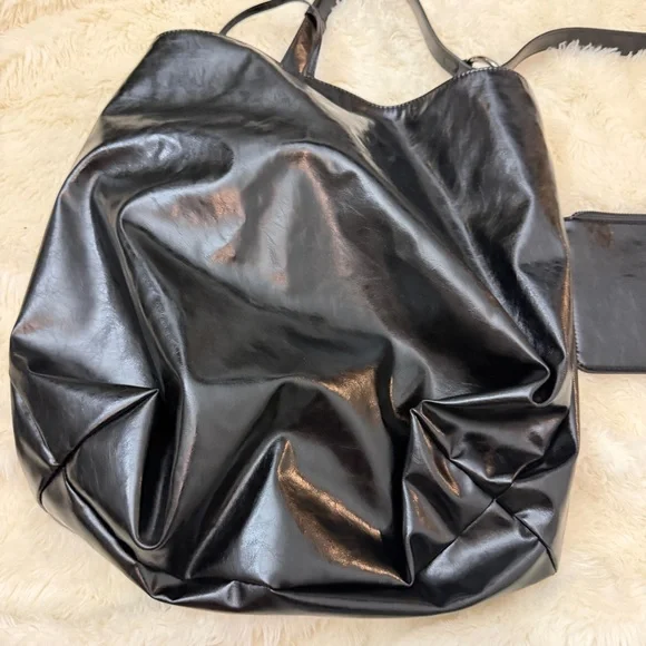 Zara Black Slouchy Leather Tote with Pouch - Picture 6 of 6